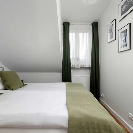 Family Two-level With Air Conditioning By Renters Apartmán Krakov