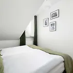 Family Two-level With Air Conditioning By Renters Krakau