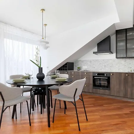 Apartmán Family Two-level With Air Conditioning By Renters