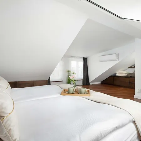 Family Two-level With Air Conditioning By Renters * كراكوفيا